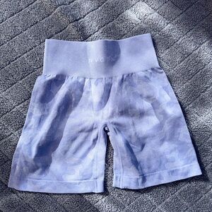 NVGTN Periwinkle Camo Seamless Shorts